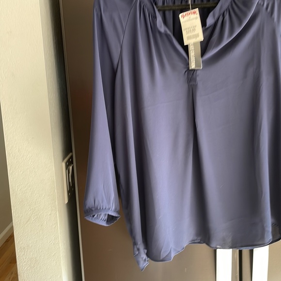 Navy blue blouse - Picture 2 of 4